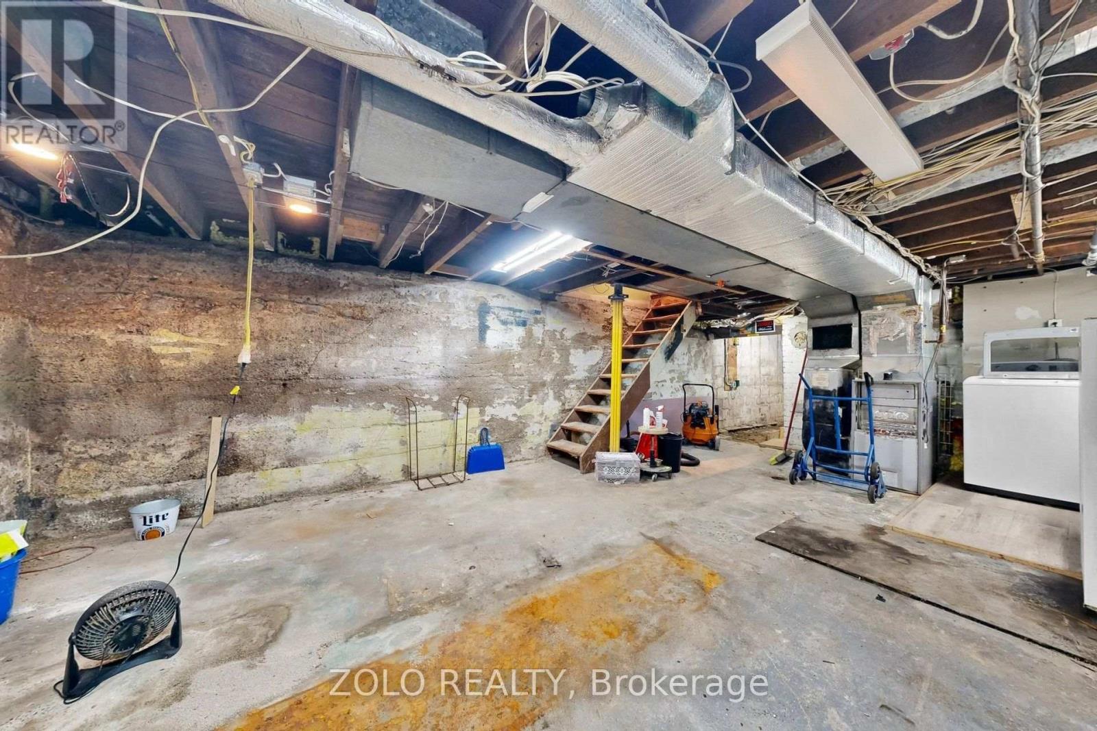 189 LESLIE STREET - 27