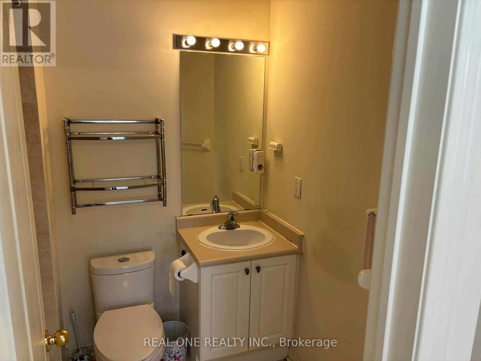 19 PRINCE WILLIAM DRIVE, Markham (Village Green-South Unionville) — photo 3