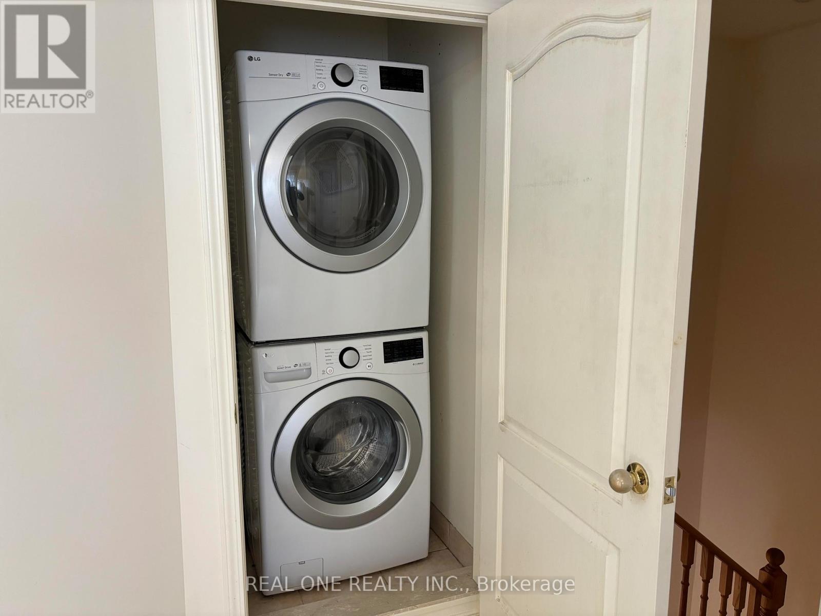 19 PRINCE WILLIAM DRIVE, Markham (Village Green-South Unionville) — photo 7