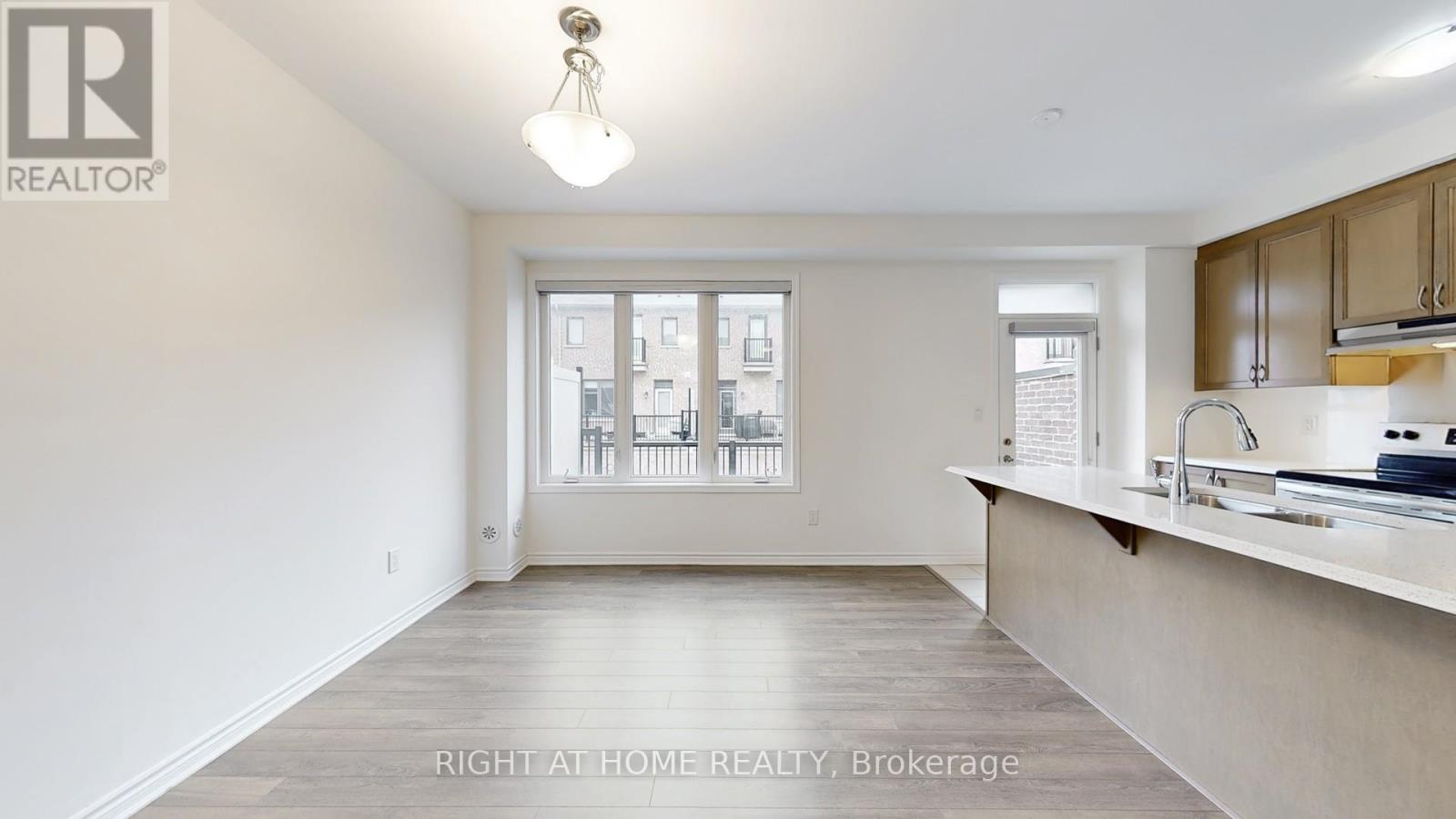 5 CASELY AVENUE, Richmond Hill — photo 8