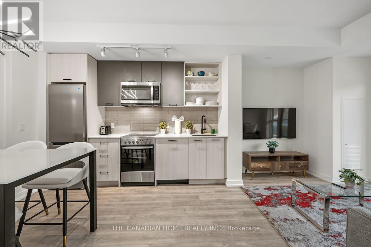 208 - 2300 ST CLAIR AVENUE W, Toronto (Junction Area) — photo 3