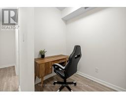 208 - 2300 St Clair Avenue W, Toronto, ON M6N0B3 Photo 12