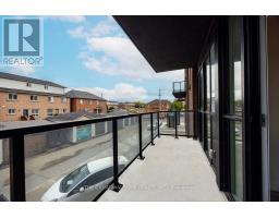 208 - 2300 St Clair Avenue W, Toronto, ON M6N0B3 Photo 8