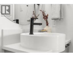 505 1075 Tillicum Rd, Esquimalt, BC V9A2A4 Photo 23