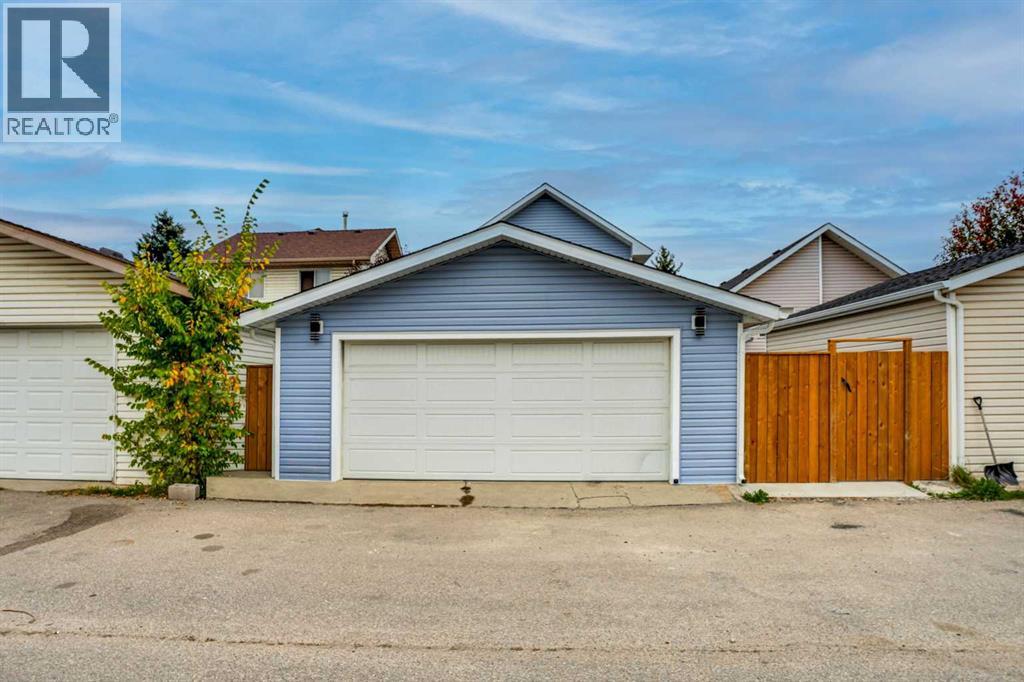 73 Martinridge Crescent NE - photo 38