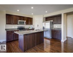 9645 Simpson Pl Nw, Edmonton, AB T6R0T8 Photo 8