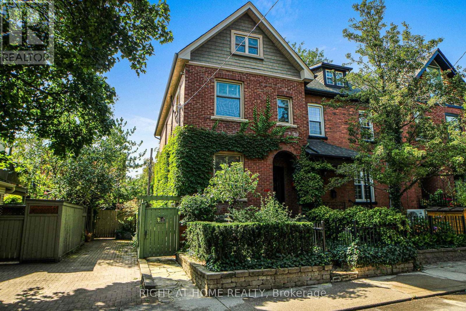 MAIN - 440 SACKVILLE STREET, Toronto (Cabbagetown-South St. James Town)