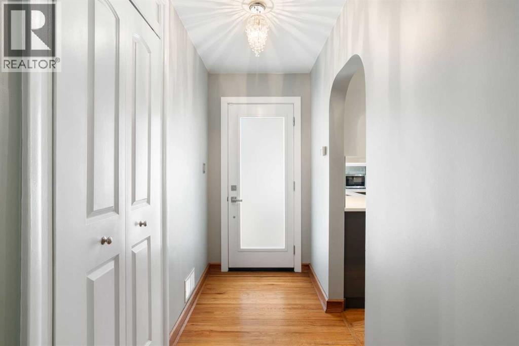 1 Kelwood Place SW - Image 4