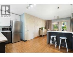 4pc Bathroom - 1 Kelwood Place Sw, Calgary, AB T3E4A2 Photo 7