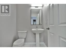 110 Arnold Marshall Boulevard, Haldimand, ON N3W0B9 Photo 13