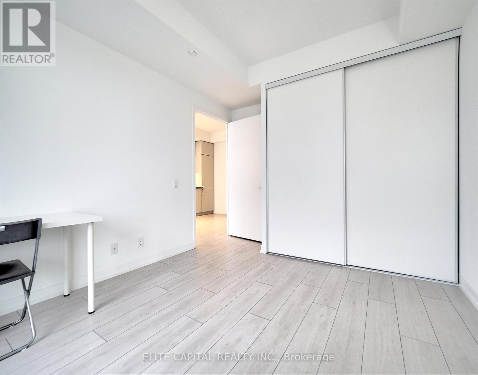 702 - 5 BUTTERMILL AVENUE, Vaughan (Vaughan Corporate Centre) — photo 5
