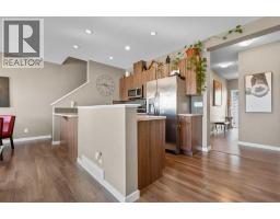 Bedroom - 534 River Heights Crescent, Cochrane, AB T4C0T8 Photo 8