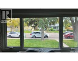 Living room - 37 Dunning Crescent, Saskatoon, SK S7J2S6 Photo 9