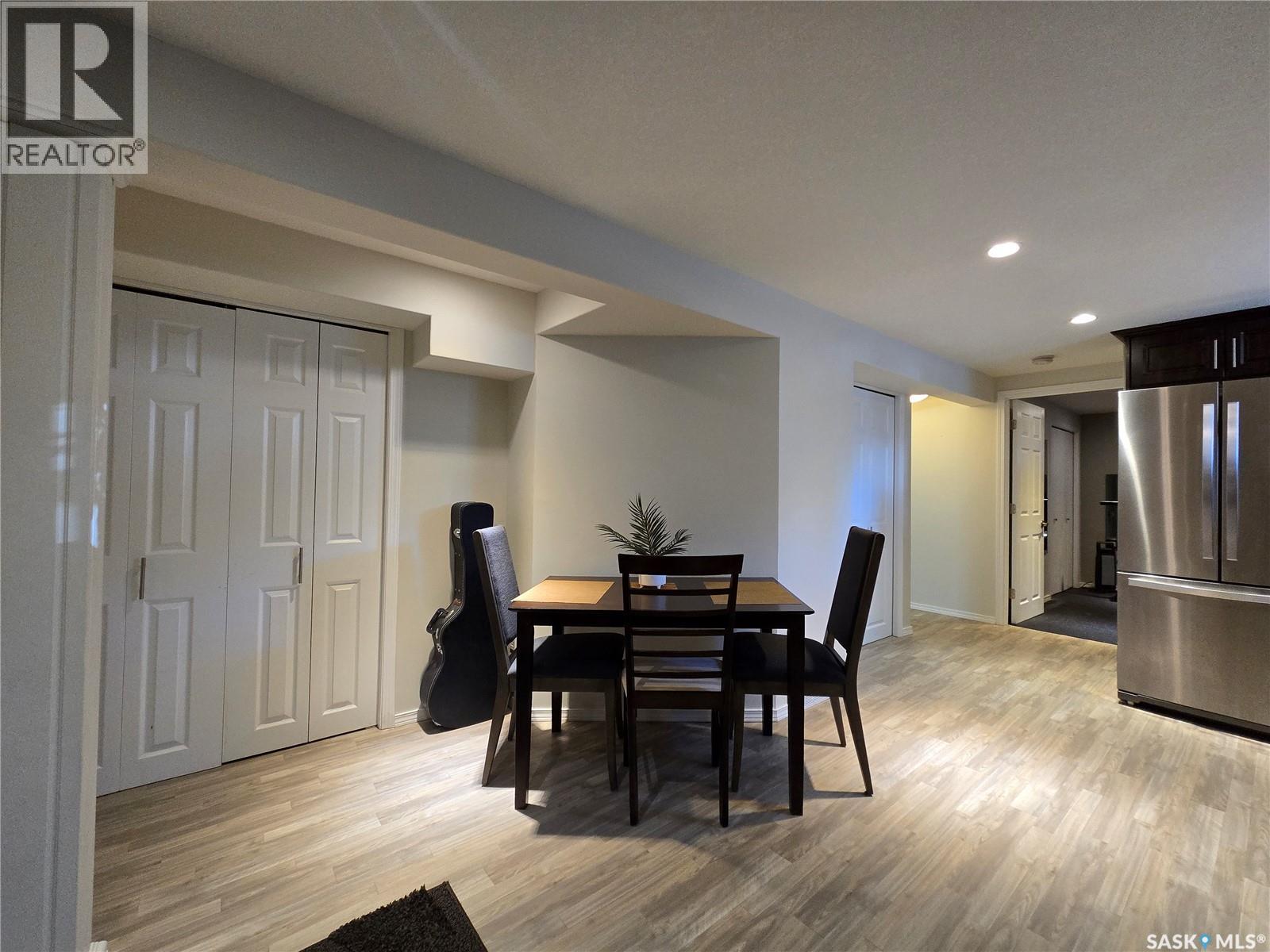 37 Dunning CRESCENT - 34