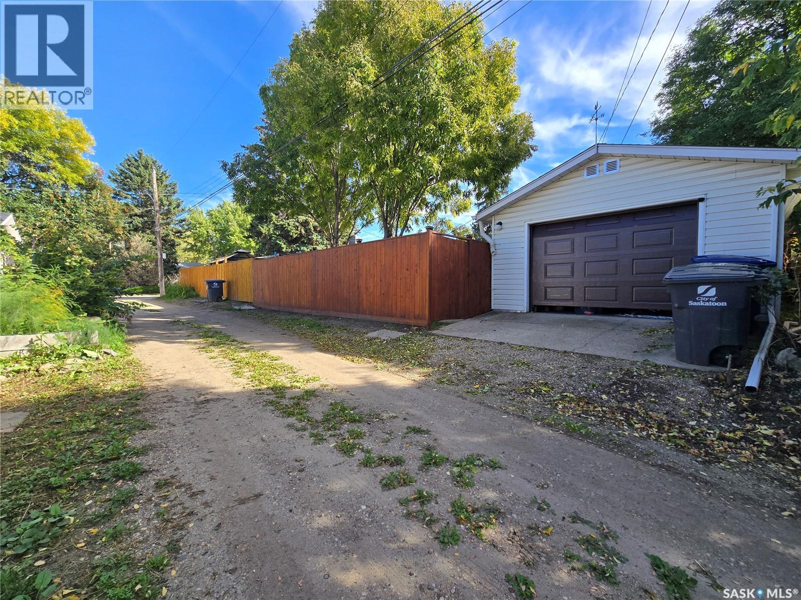 37 Dunning CRESCENT - 63