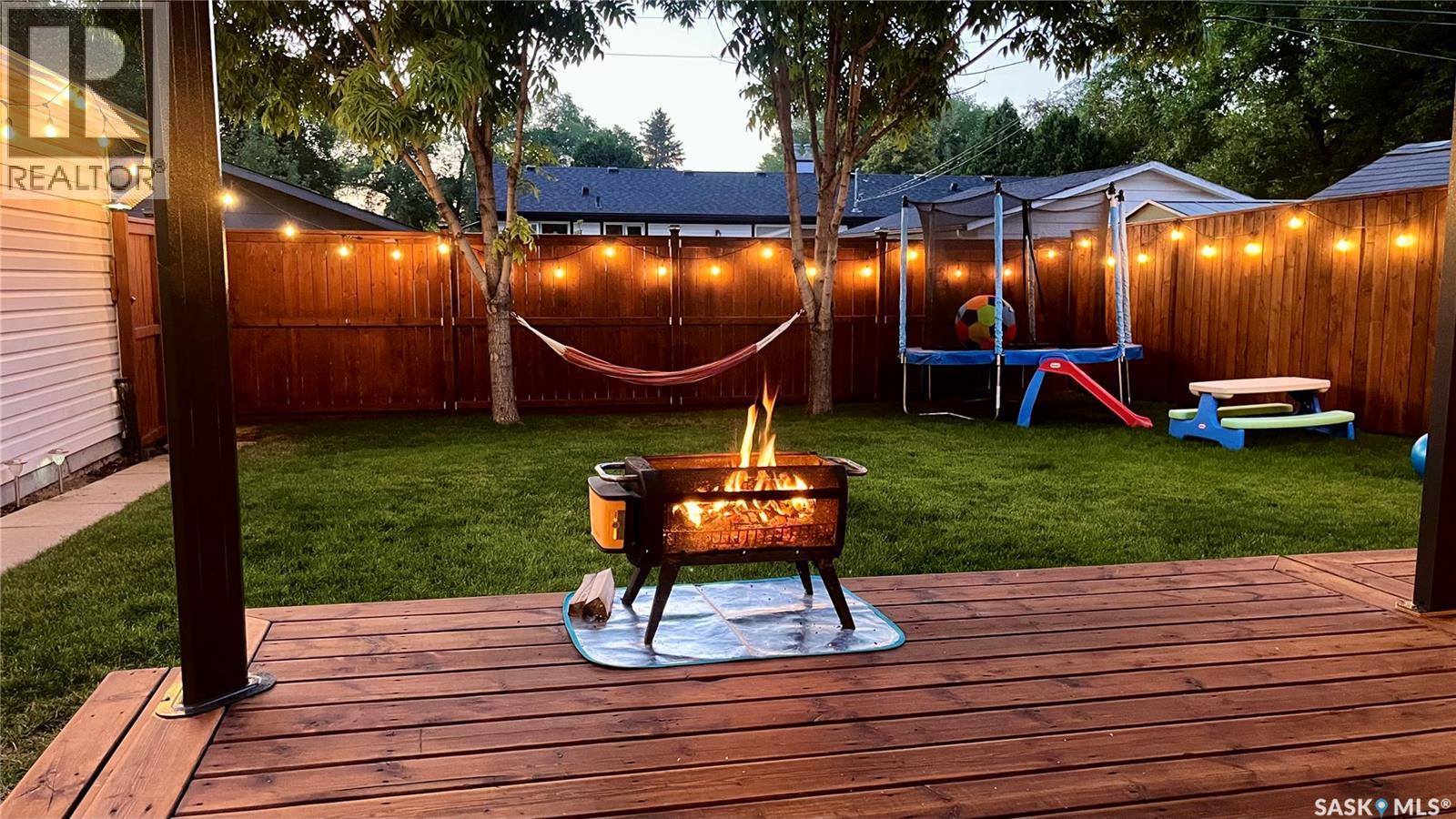 37 Dunning CRESCENT - 55