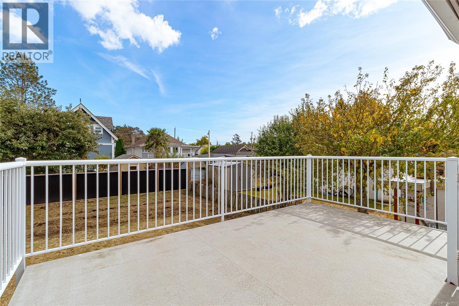2531 Fernwood Rd - 23
