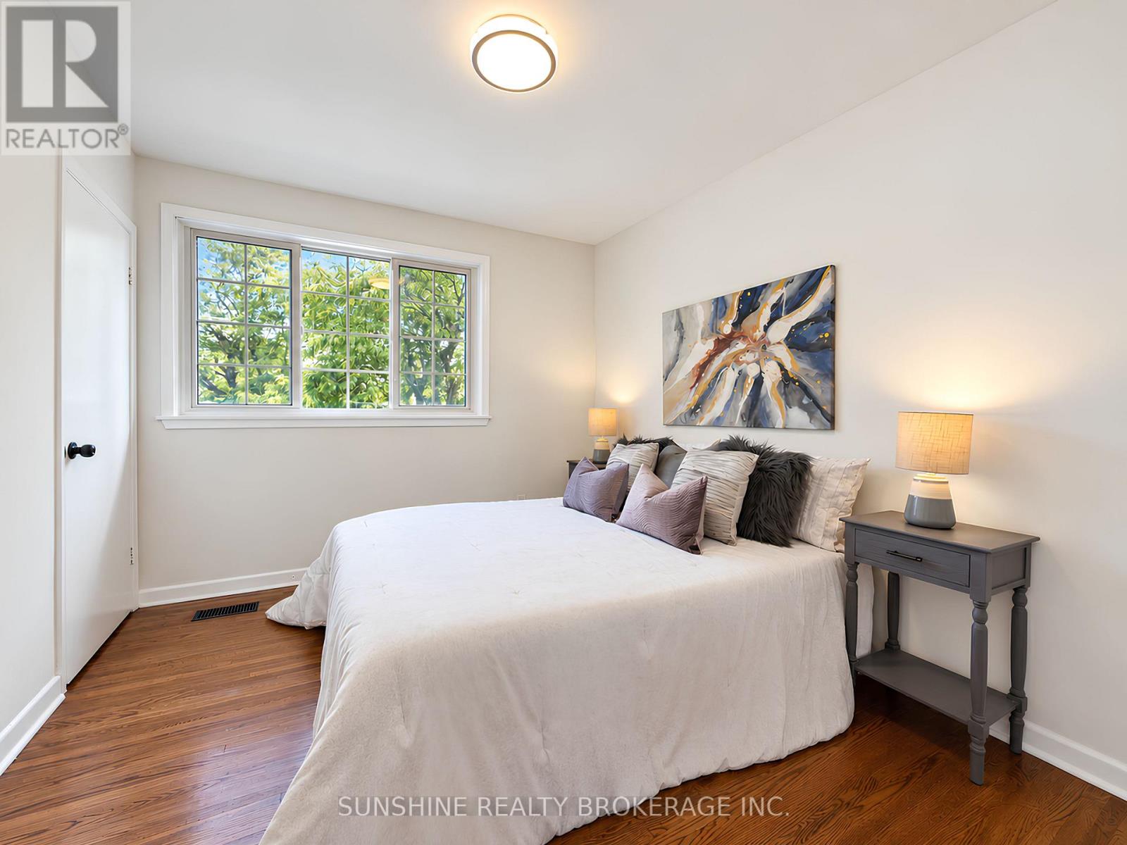 48 BELLBURY CRESCENT - 35