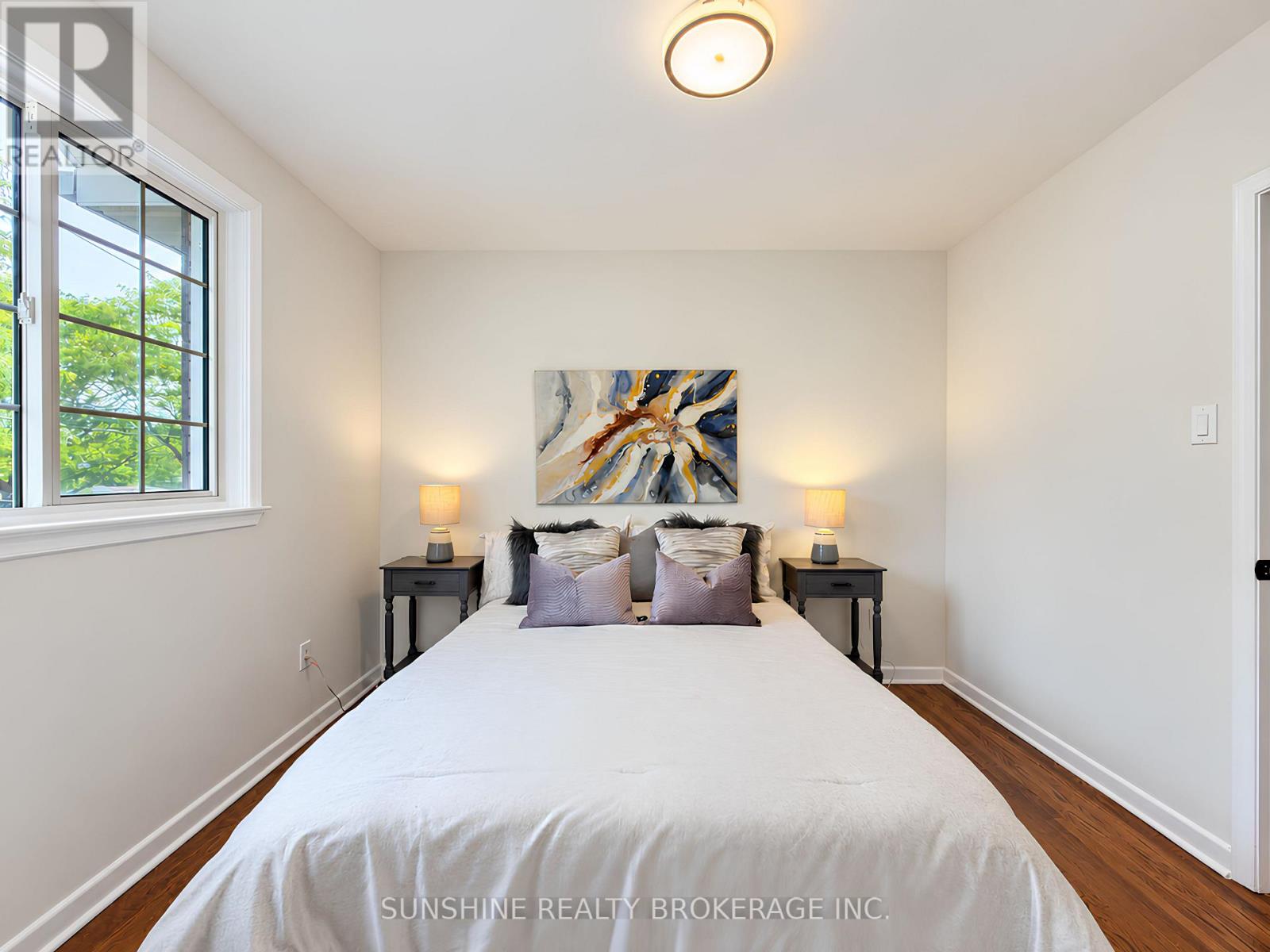 48 BELLBURY CRESCENT - 36