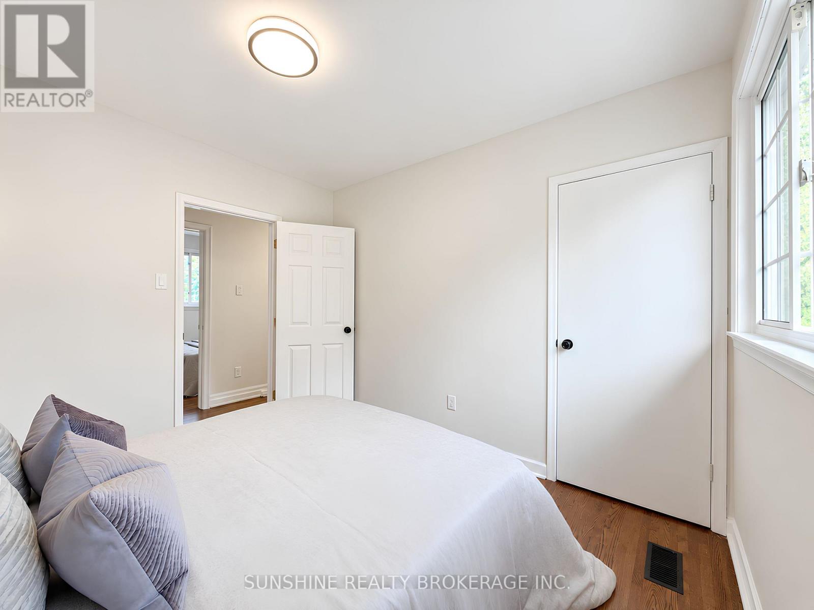 48 BELLBURY CRESCENT - 37
