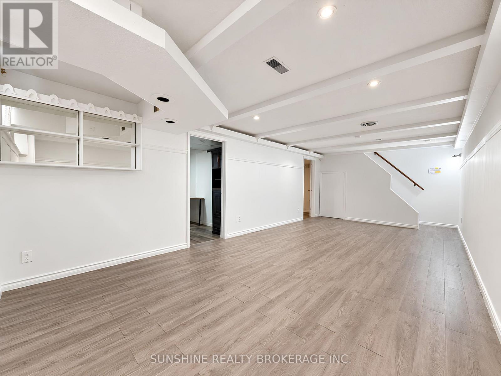 48 BELLBURY CRESCENT - 42