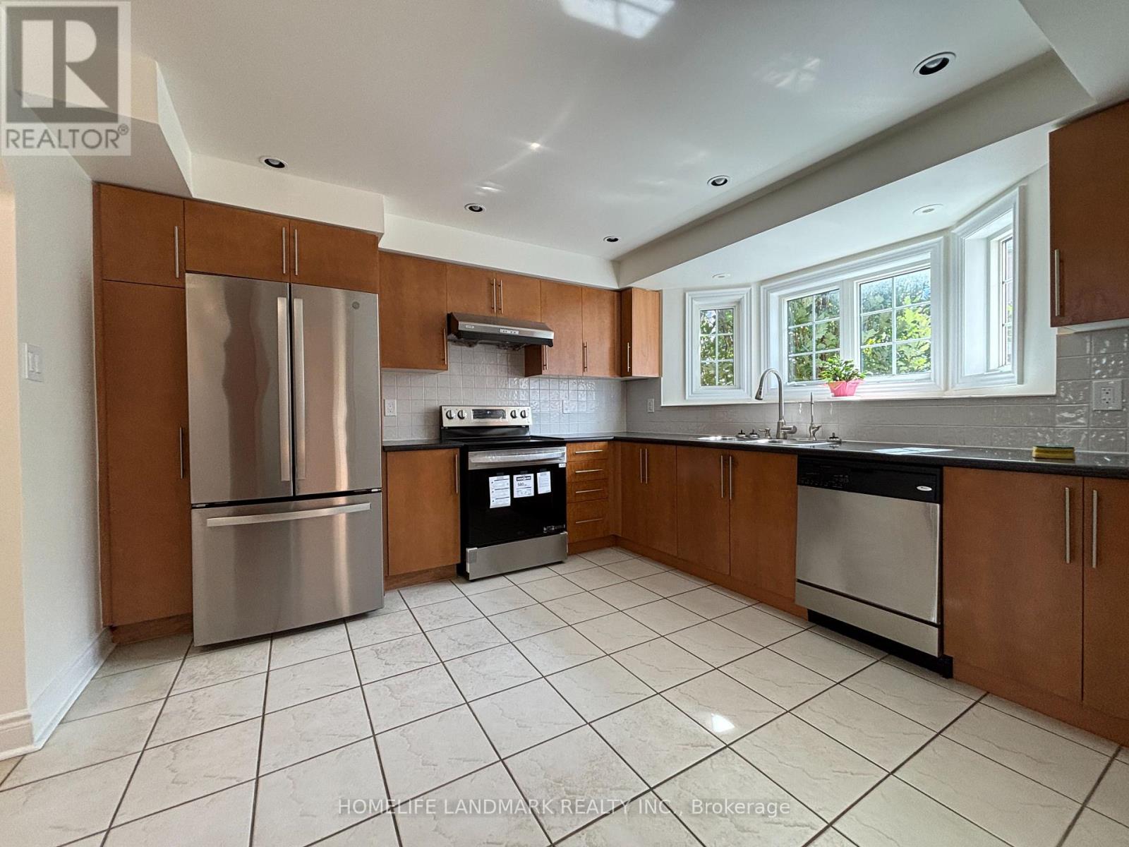 168 LEGENDS WAY, Markham (Unionville) — photo 8