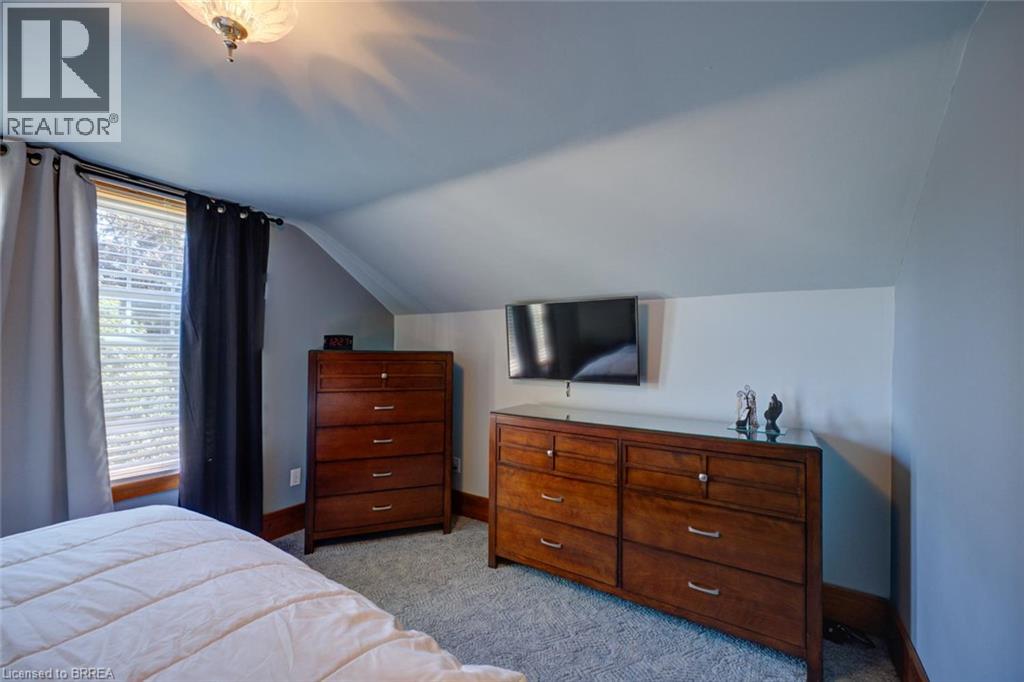 15 LYNDSAY Street - Image 21