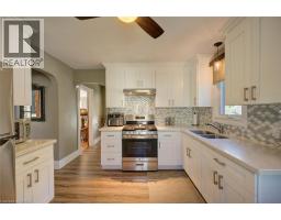 4pc Bathroom - 15 Lyndsay Street, Brantford, ON N3T2C6 Photo 8