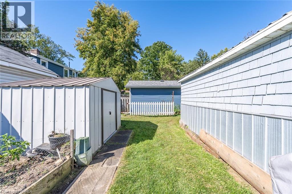 15 LYNDSAY Street - Image 41