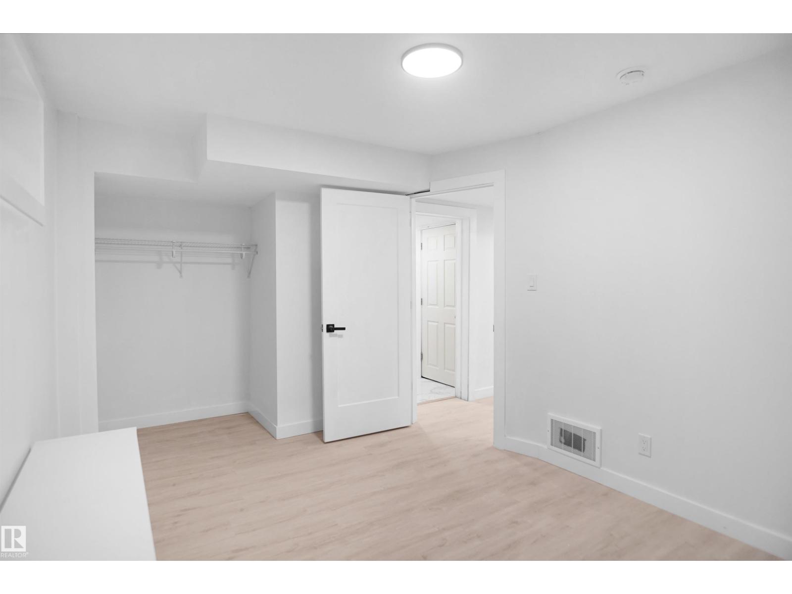 7501 95 AV NW - 35