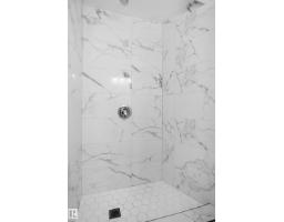 7501 95 Av Nw, Edmonton, AB T6C1X4 Photo 40