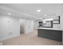 7501 95 Av Nw, Edmonton, AB T6C1X4 Photo 50