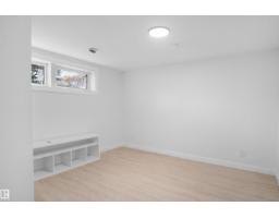 7501 95 Av Nw, Edmonton, AB T6C1X4 Photo 43
