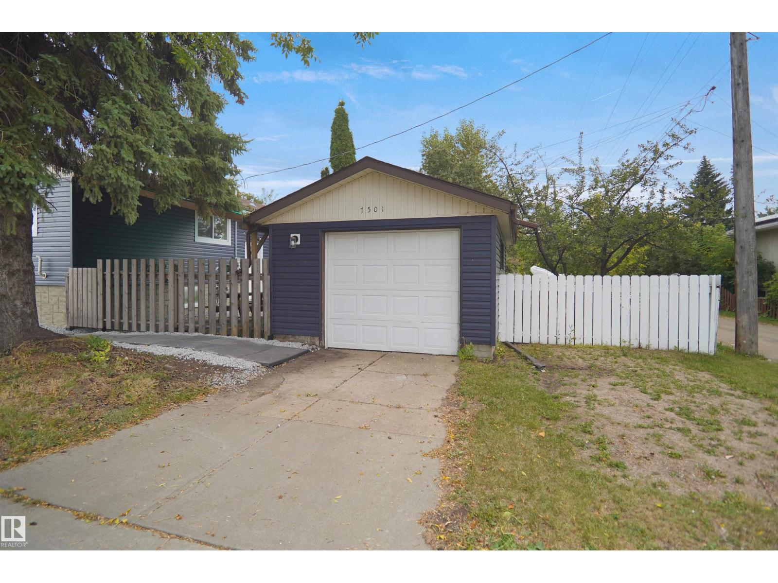 7501 95 AV NW - 57