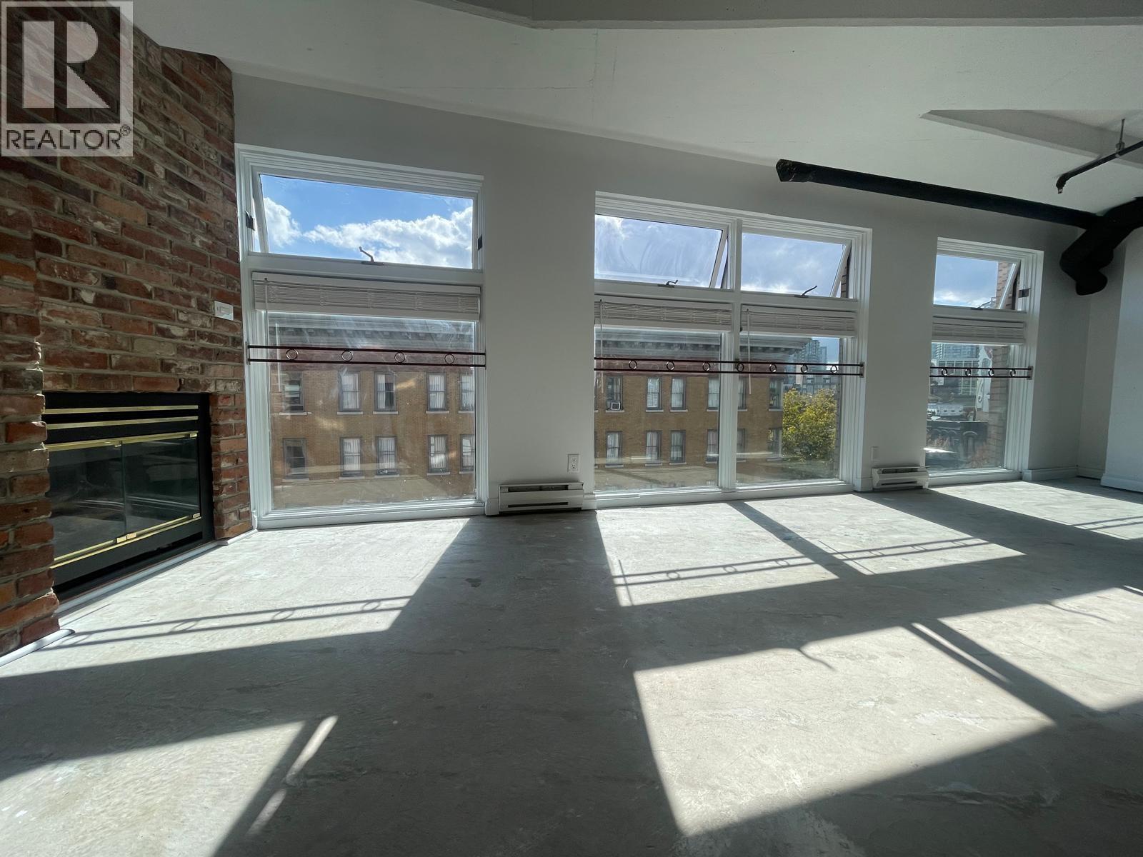 Property for sale at 704 27 ALEXANDER STREET