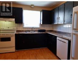 Living room - 47a Court Street, North Sydney, NS B2A2X8 Photo 9