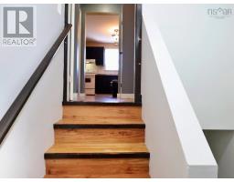 Eat in kitchen - 47a Court Street, North Sydney, NS B2A2X8 Photo 8