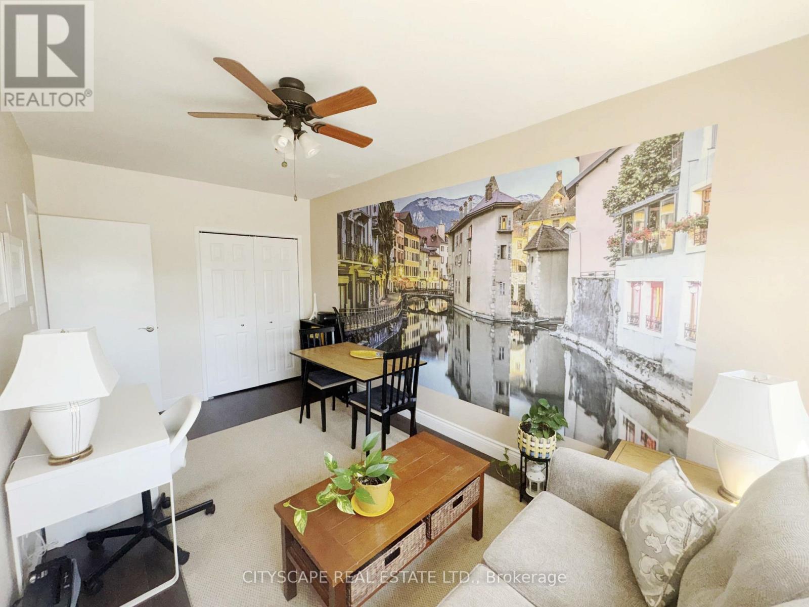 #25 824 BRANT STREET - 18