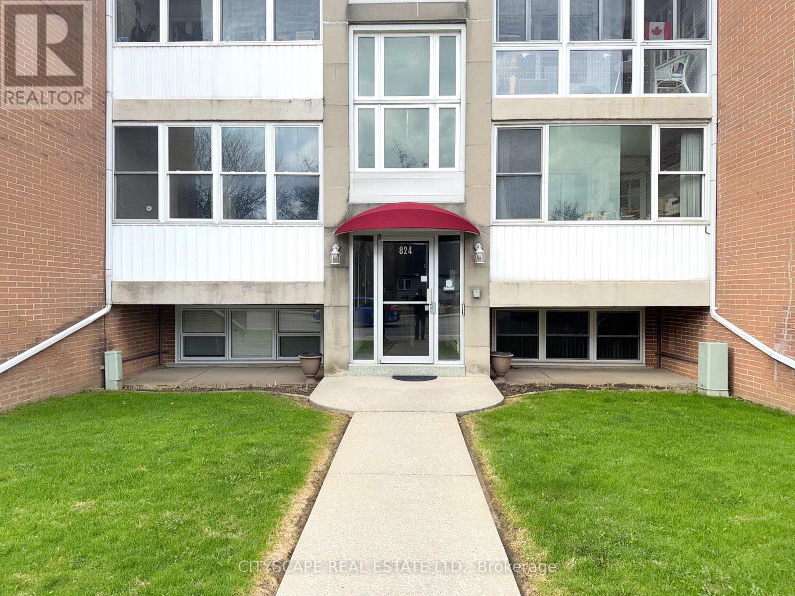 #25 824 BRANT STREET - 21