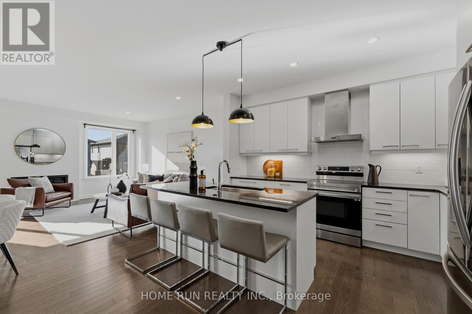 877 MOSES TENNISCO STREET, Ottawa — photo 10