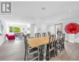 Living room - 76 Ferris Road, Toronto, ON M4B1G4 Photo 10