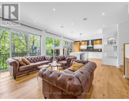 Kitchen - 76 Ferris Road, Toronto, ON M4B1G4 Photo 12