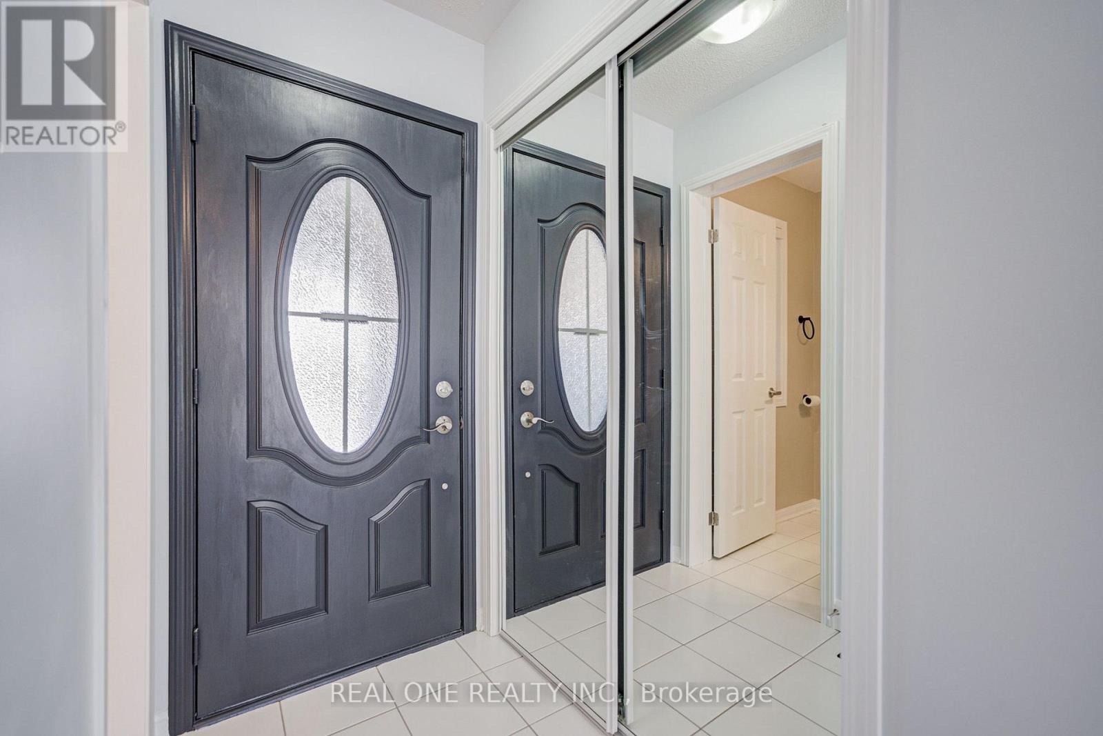 266 WOODLEY CRESCENT, Milton (WI Willmott) — photo 8