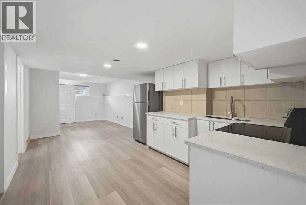 11 Martinwood Road NE - 22