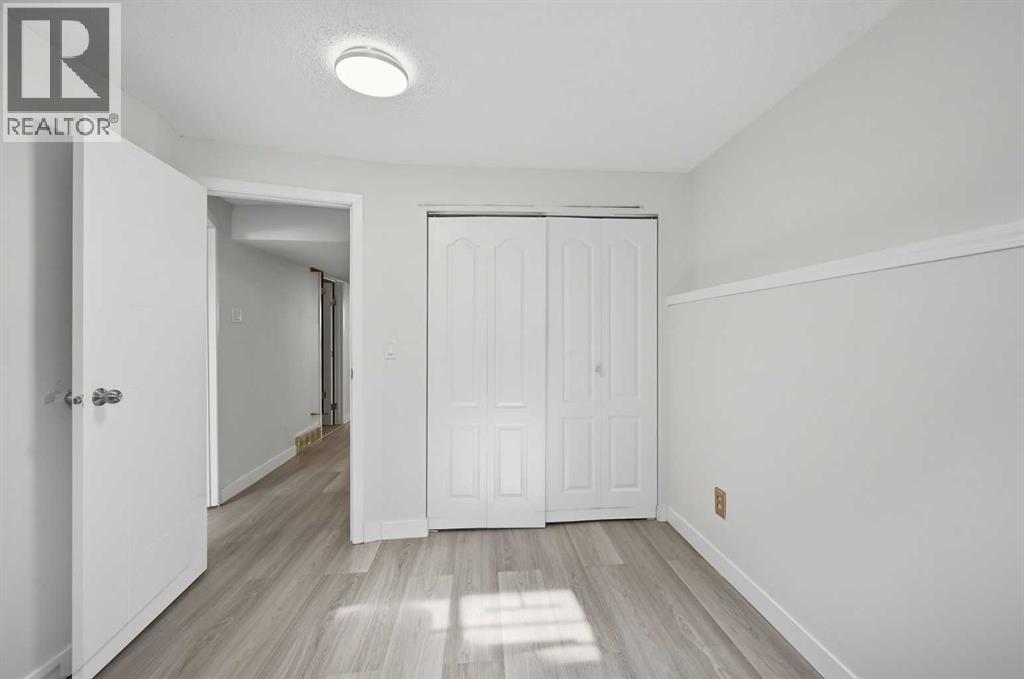 11 Martinwood Road NE - 27