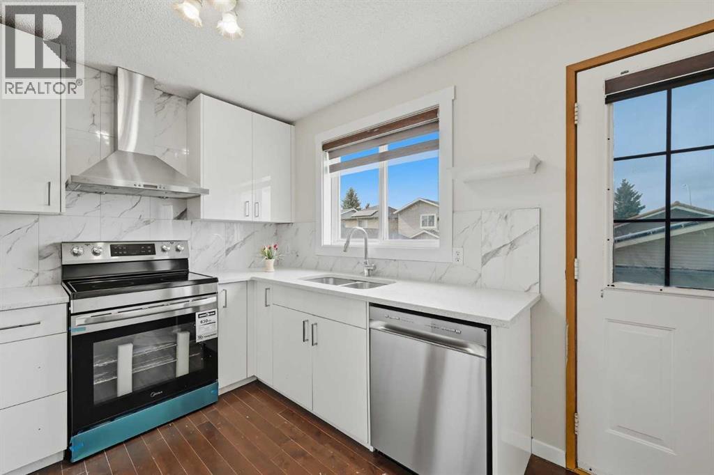 11 Martinwood Road NE - 9