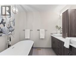 2741 16a Street Se, Calgary, AB T2G3T3 Photo 22