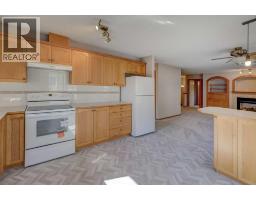 6711 Pinecliff Grove Ne, Calgary, AB T1Y7K8 Photo 12