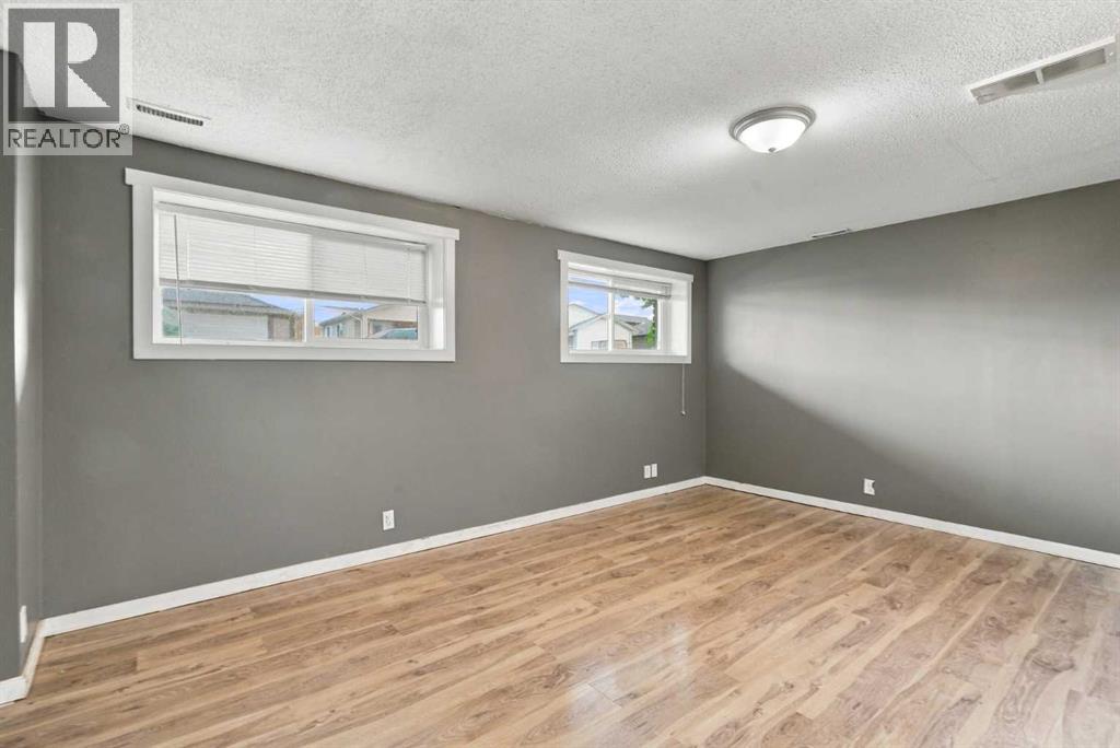 155 Templevale Road NE - photo 17