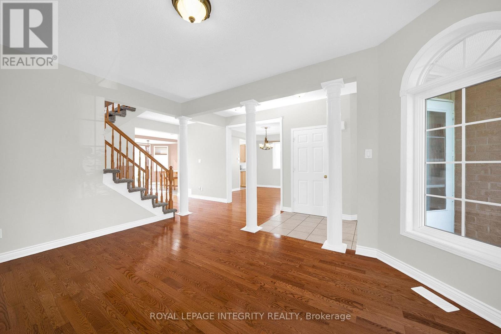 33 NORGOLD CRESCENT, Ottawa — photo 7
